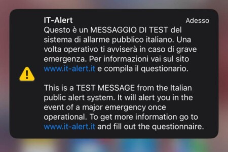 Il messaggio di test "IT-Alert" arrivato su un telefono a Mattinata